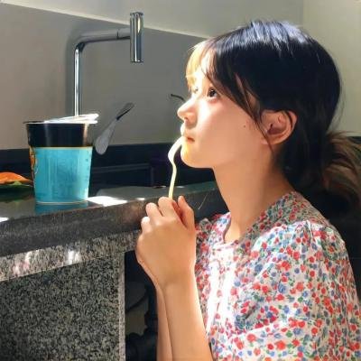 黄大妮