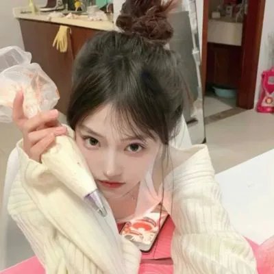 三凤嬉春